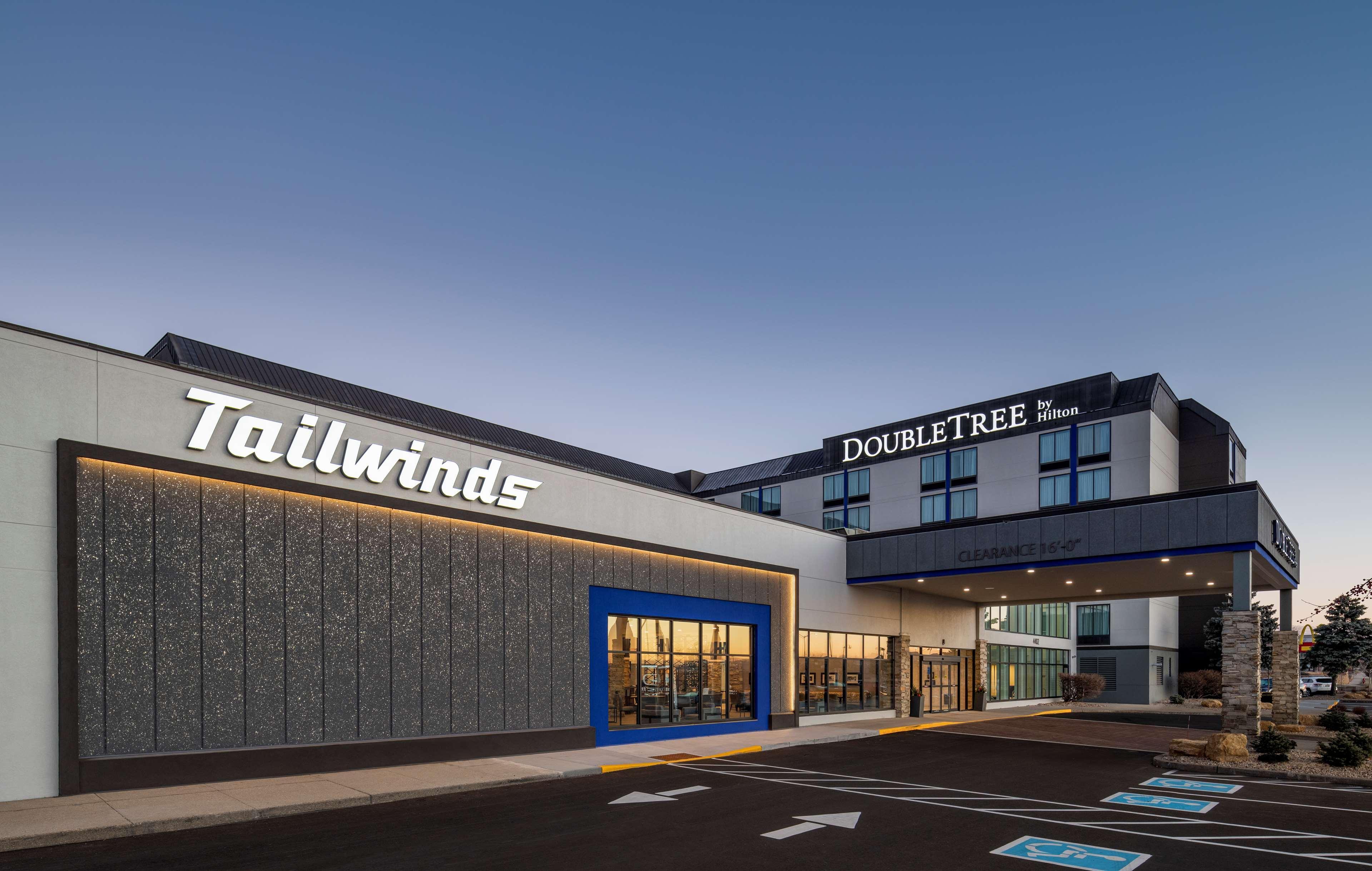 Hotel Doubletree By Hilton Madison East Exterior foto